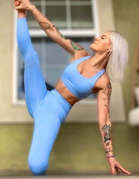 Lilveganslut_ star sex images