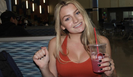 Itsadelecash beautiful actress pic