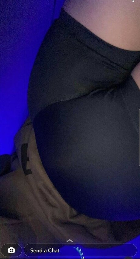 chubby milf onlyfans sexy naked picture