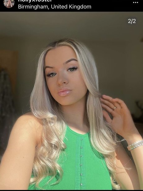 Hollyxfoster hot model photos