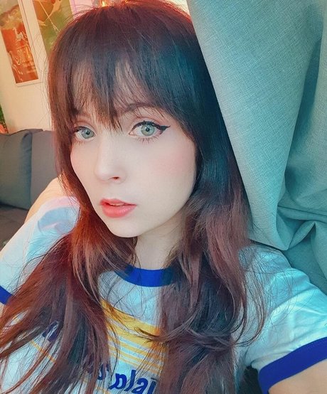 Isis Vasconcelllos model sex pic