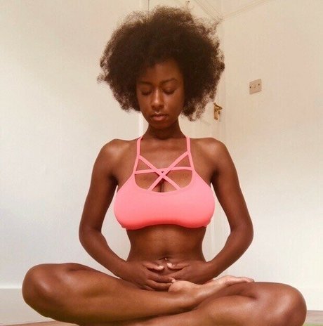 Julie The Vegan top pornstar img