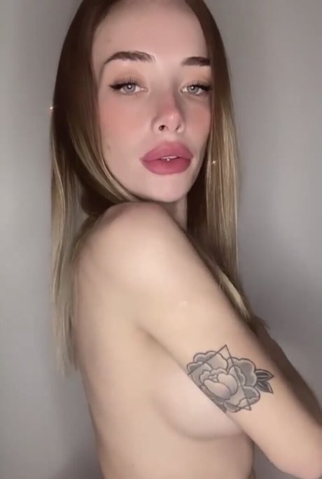 Melu Yoverno nudes pornstar image