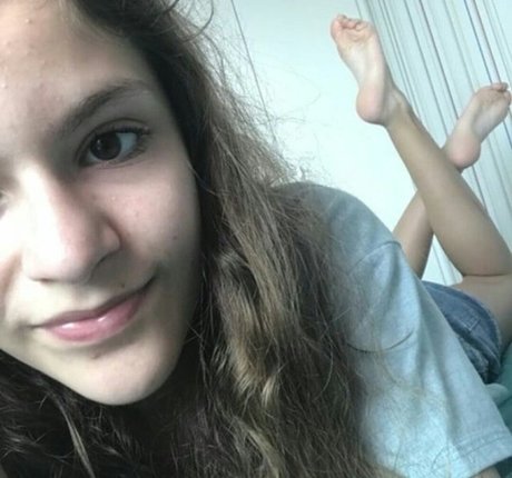 Thata Big Soles nice actress galleries