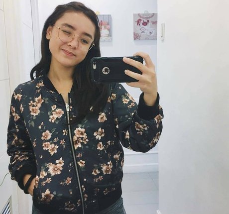 Sarah Carlos pornstar art image