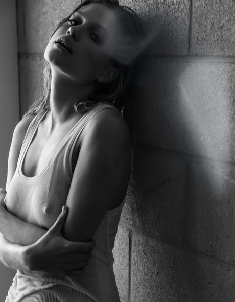 Paige Watkins star pretty photo