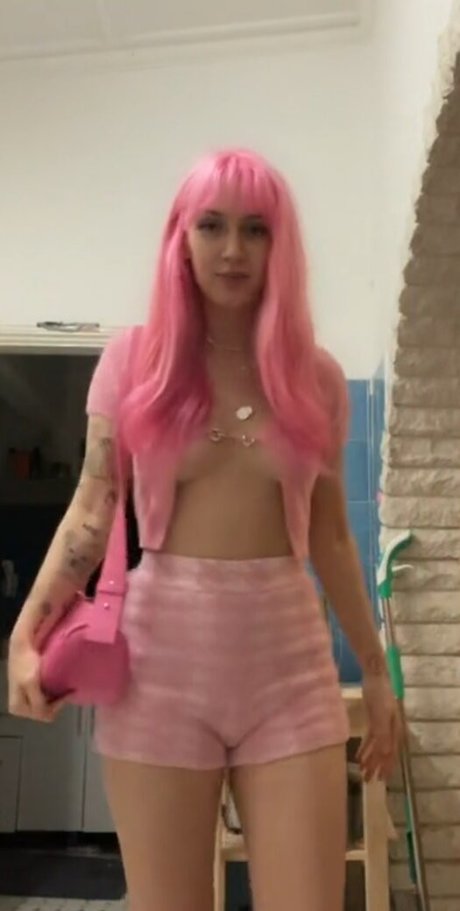 Peach PRC nudes pornstar photos