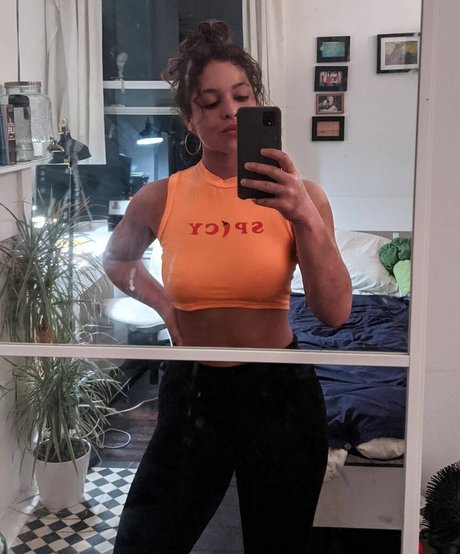 Moya Lothian McLean beautiful pornstar pics