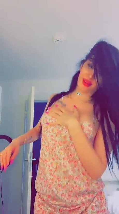 Mira Nouri model nude archive