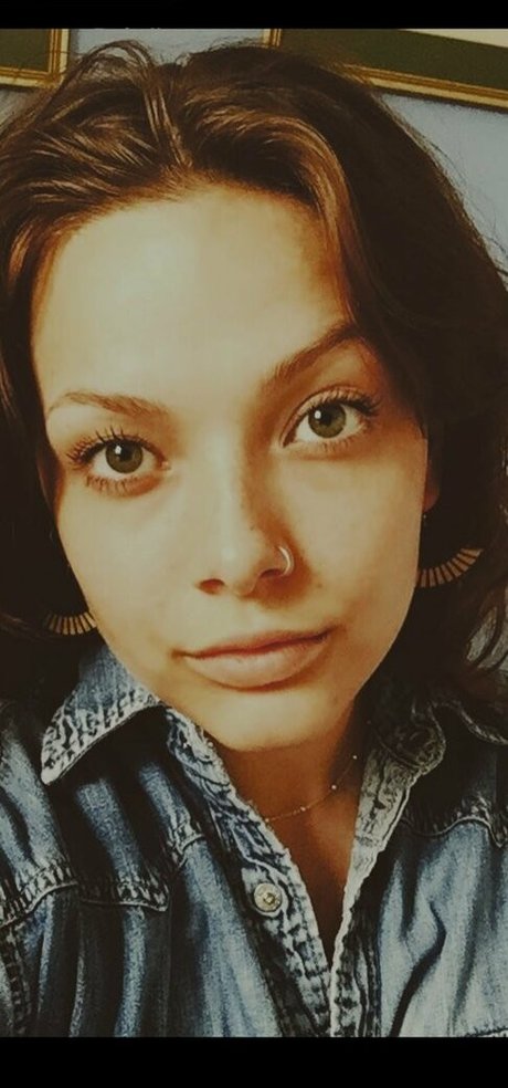 Molly Mae Osborne exclusive pornstar picture