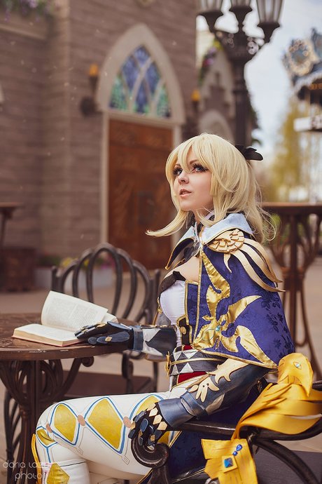 Bizarre Deer Profile photo