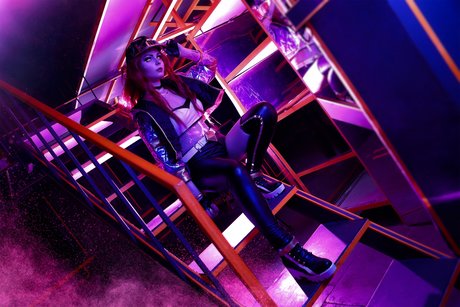 Bizarre Deer model hot pic