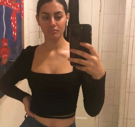 Cashgodmeme sex model galleries