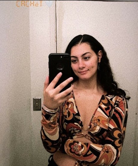 Cashgodmeme model art pics