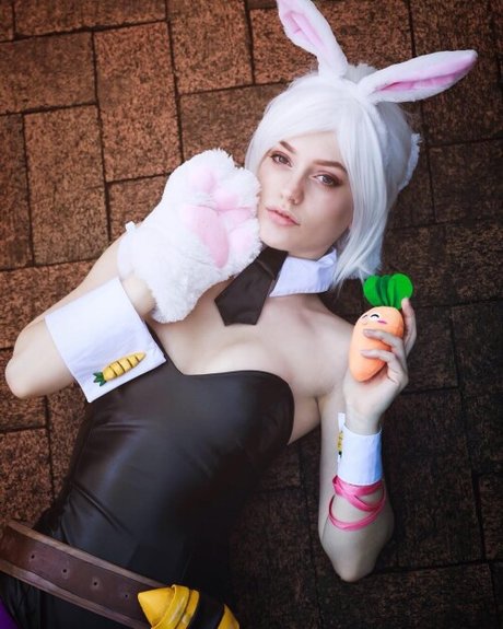 Elfvie pretty actress image