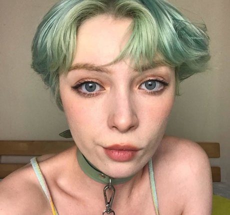 brunette wife onlyfans perfect images