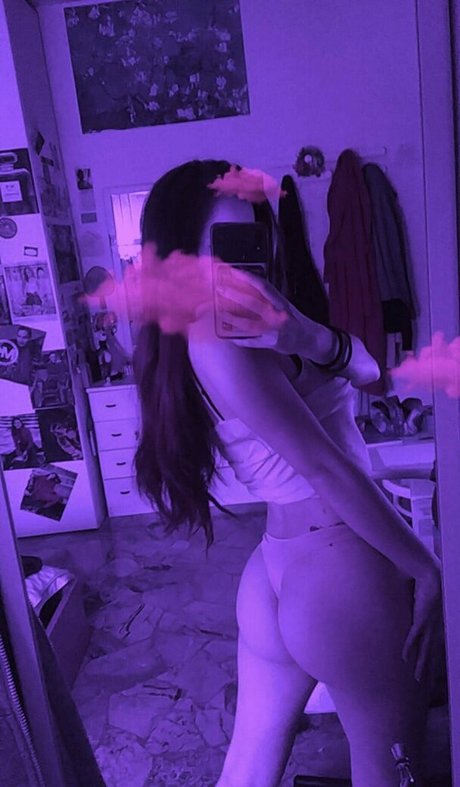 Roxanax Sg porn model photos