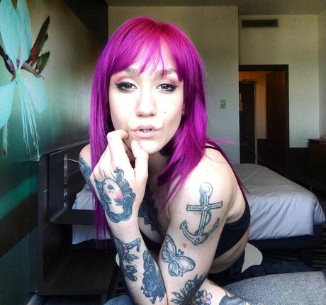 Redfoxy12 sexy star img