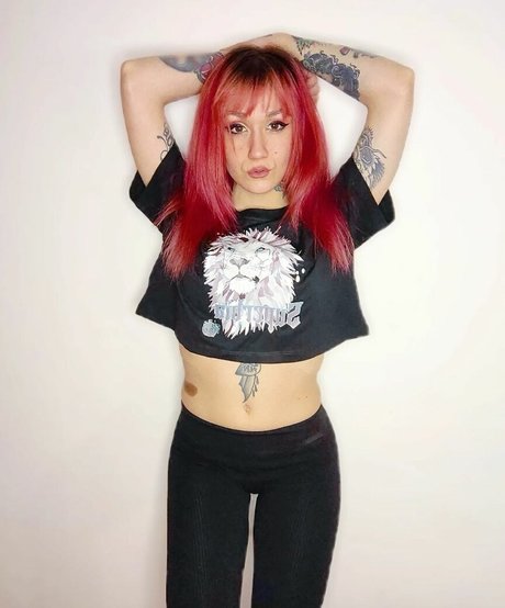 Redfoxy12 pretty model gallery