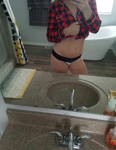 Grabymyneckk porn actress archive