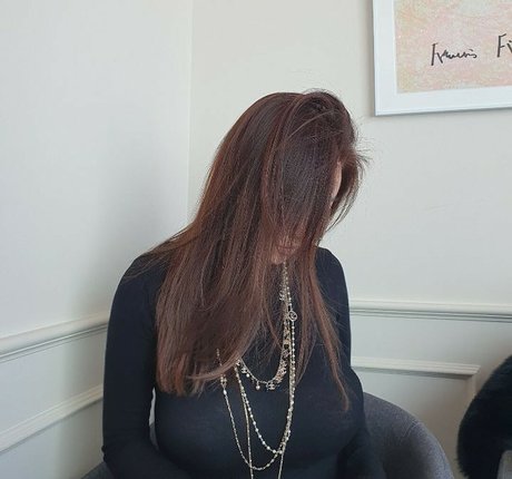 Uelee exclusive actress photo