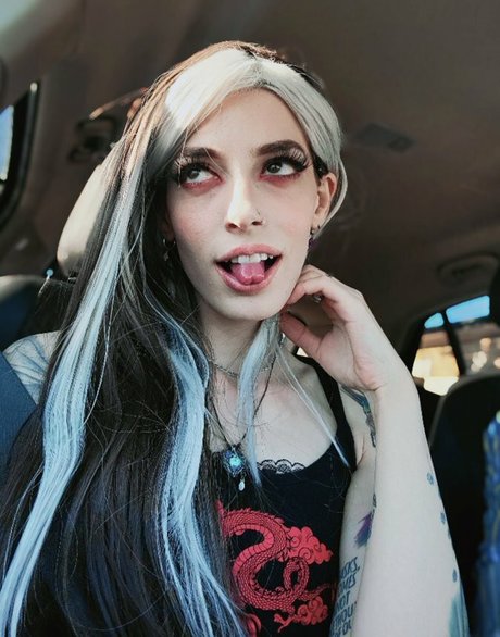 tragic rhiannon star art photo