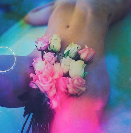 Olesya Rulin model hd photo