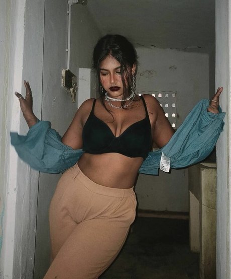 keepinitnejm hot pornstar pics