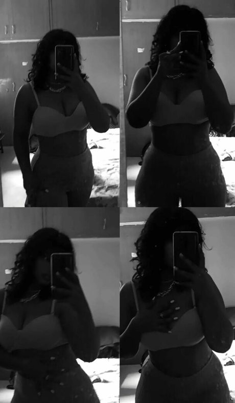 keepinitnejm nude model pic