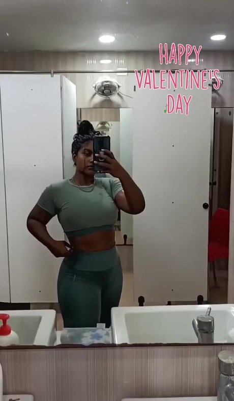 keepinitnejm model sex gallery