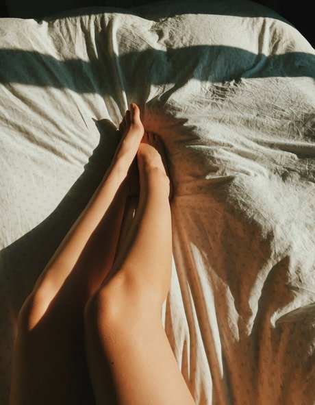 Ellbat pornstar hot photos