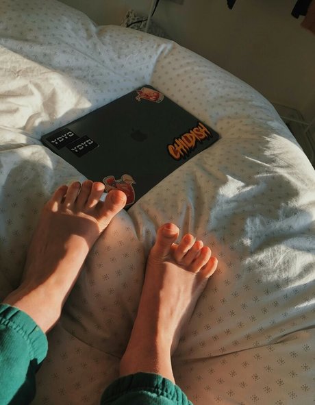 Ellbat pretty model pictures