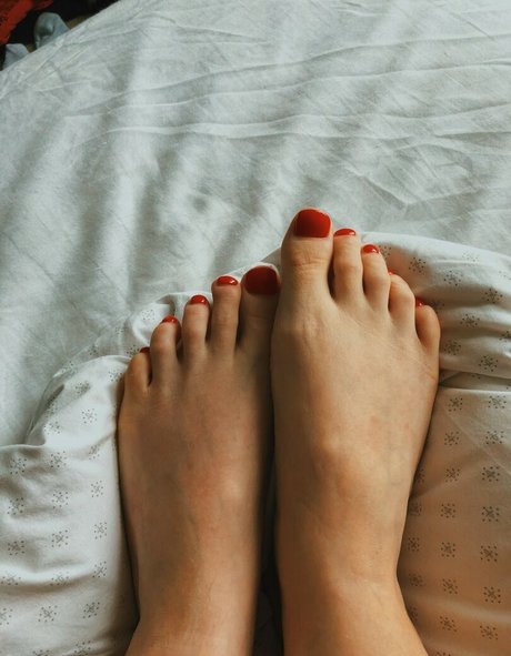 Ellbat model hd photos