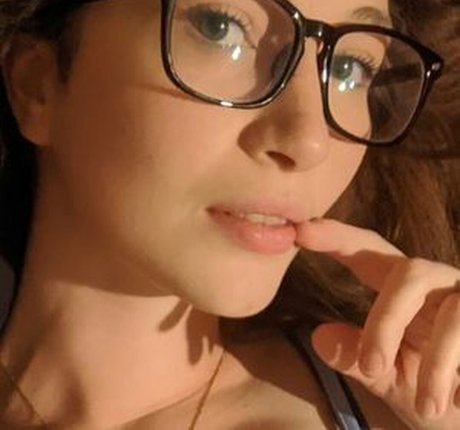 sophietsune sex pornstar pictures