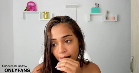 ISApetite erotic actress img