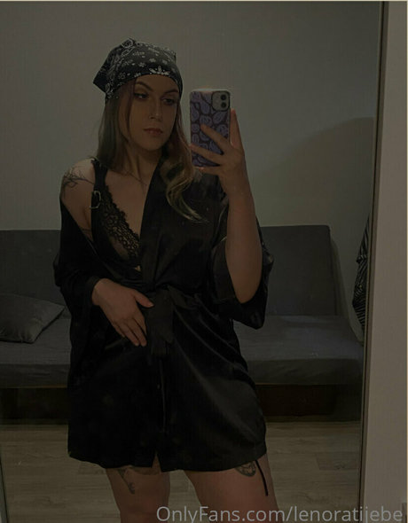 lenoratijebe nude star pic