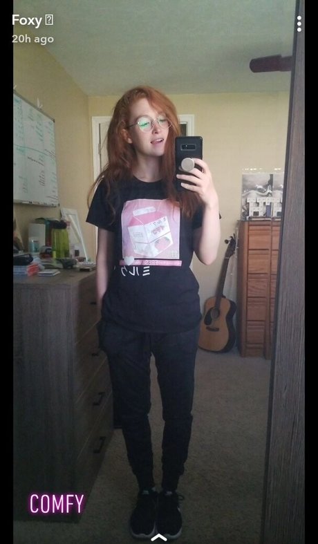 selfie nude onlyfans pornographic photo