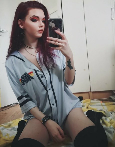 Ljaphra model erotic pictures