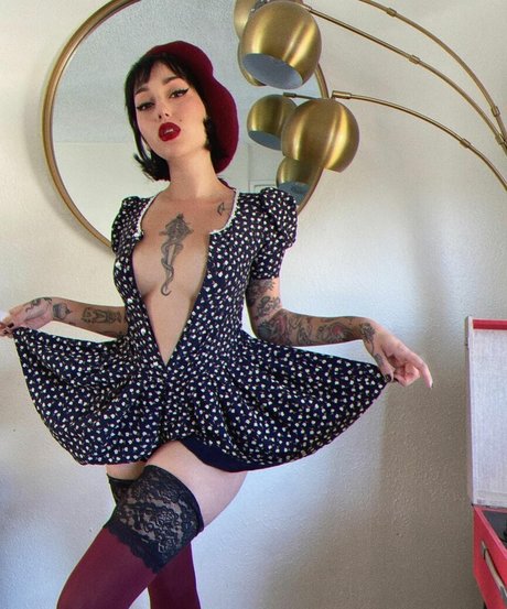 Rocknrollcleopatra hd model pictures