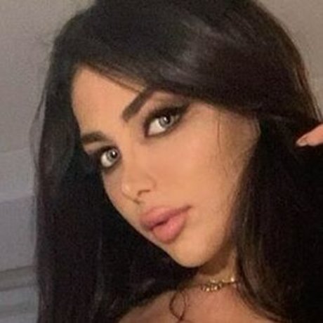 TS Nour pornstar art pictures