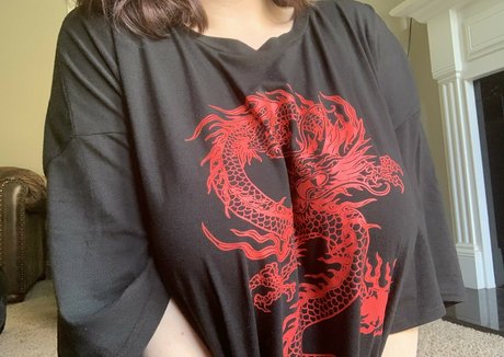 Tittykona Freista hot actress image