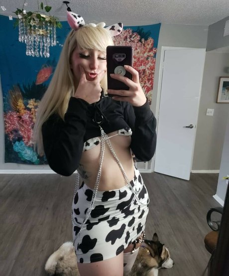 Moon IRL star nudes pictures