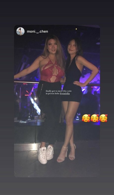 Windellia hot model images