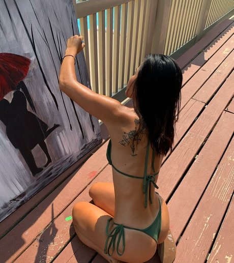 Nana May star sex photos