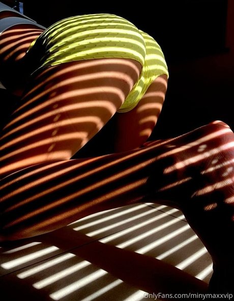 Minymaxxvip nude model galleries