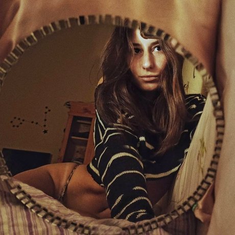 Flor Laneve pornstar hot archive