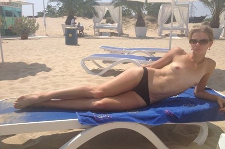 Sesil Karatantcheva pornstar erotic images