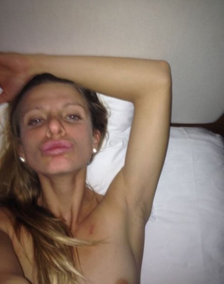 Sesil Karatantcheva free star galleries