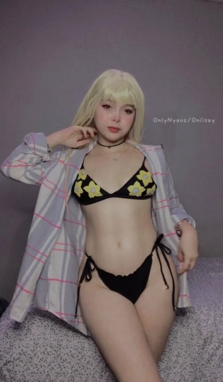 teen lesbian onlyfans nude photo