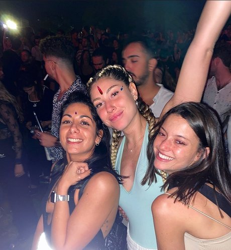 Mia Bar pornstar naked galleries